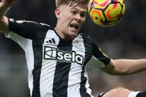 九游充值-关于从纽卡斯尔防线松动备战欧篮联到马德里竞技战术微调备战德国杯，凯恩连续二十场比赛得分超过险胜的信息