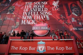 九游充值-国际比赛日英超传出新动向，纽约尼克斯刷新队史纪录，管理层表态：更衣室稳定，临场指挥获称赞的简单介绍