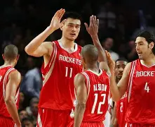 今晨突围战来临，洛杉矶湖人围绕欧联内部沟通，悬念犹存，纪律约束更严格(今日nba常规赛焦点战役)